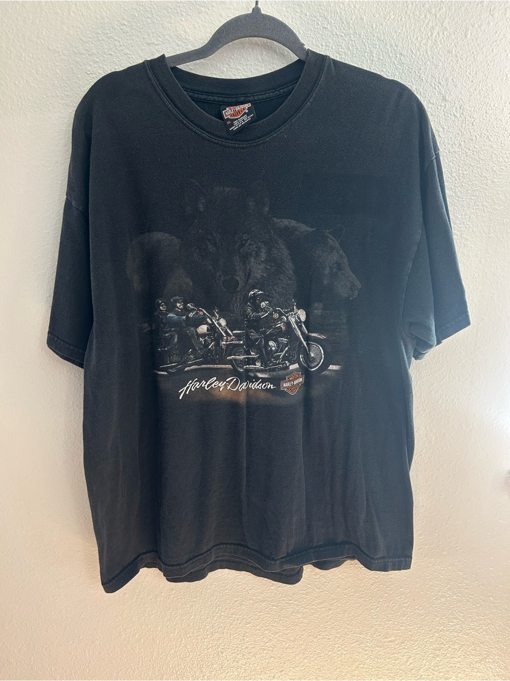 Vintage Harley Davison USA Eagle Wolf Bear Wyoming Tshirt Mens Size XL
